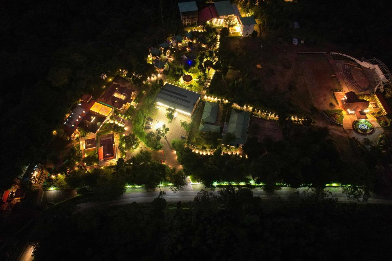 Honeydewwz Exoticaa Hotel & Resort Chikmagalur Exterior photo