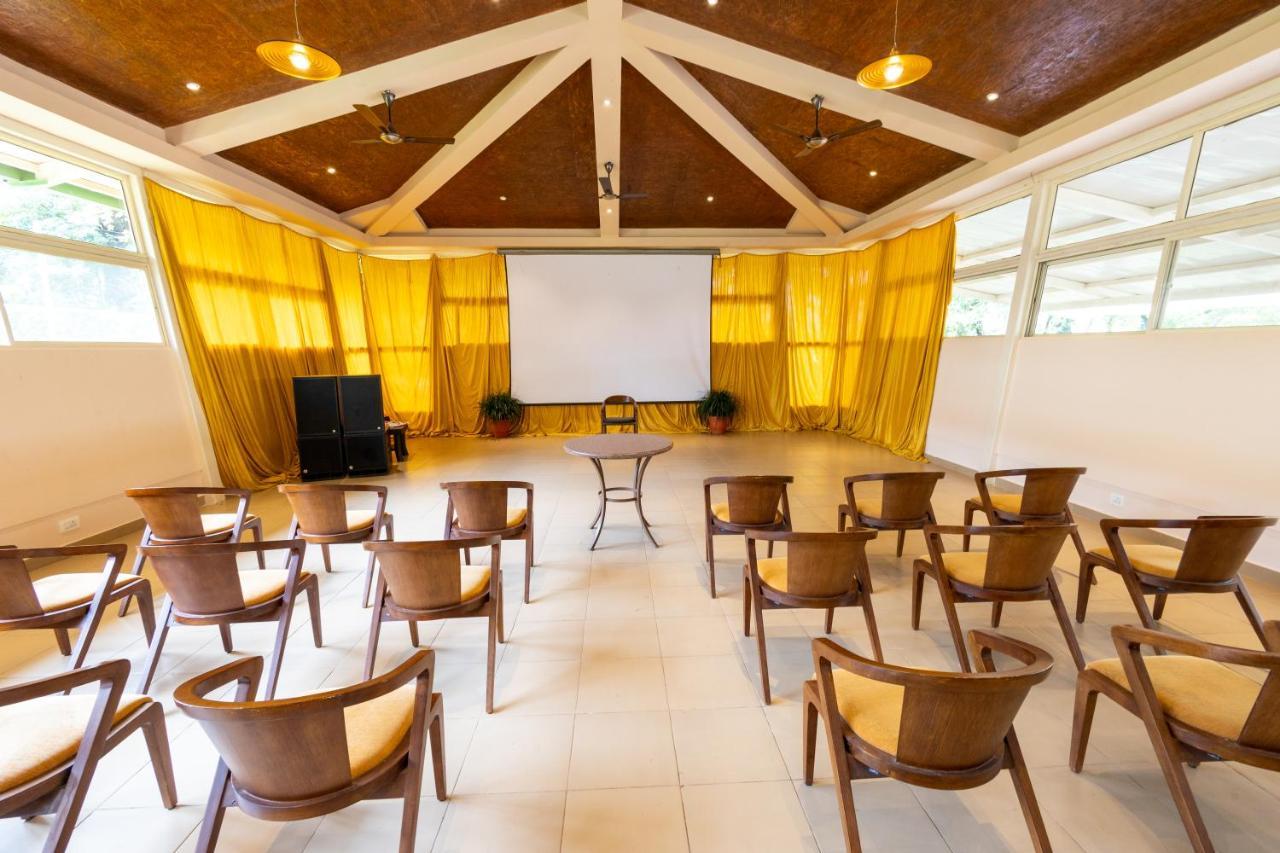 Honeydewwz Exoticaa Hotel & Resort Chikmagalur Exterior photo