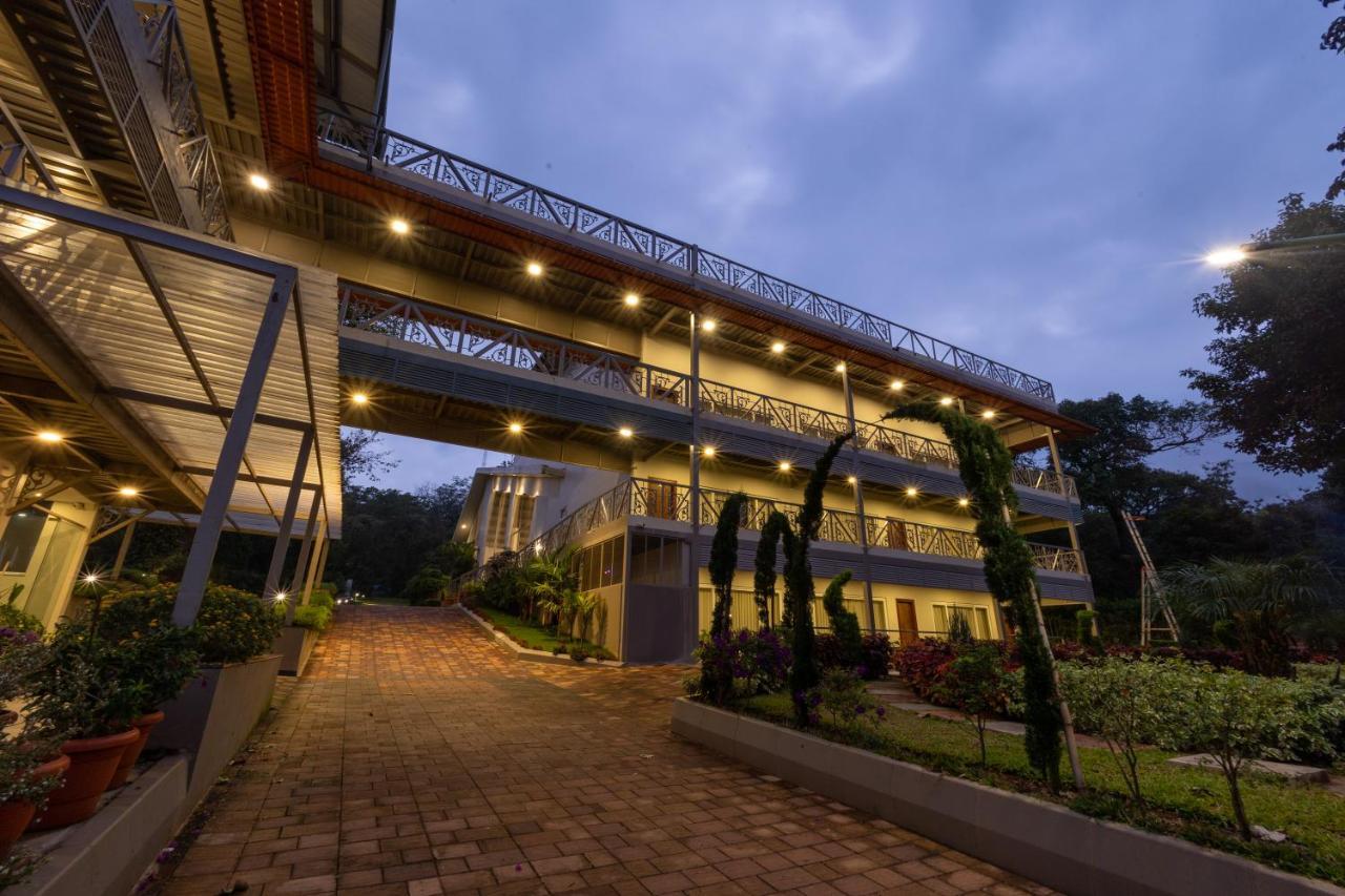 Honeydewwz Exoticaa Hotel & Resort Chikmagalur Exterior photo